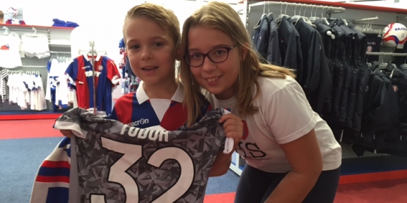 Mali Duje, senzacija YouTube-a, bio je naš gost na derbiju