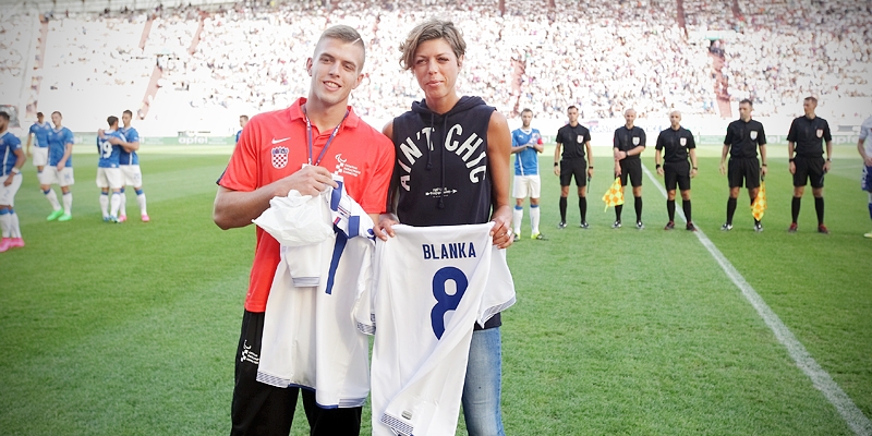 Blanki i Ivanu darovali smo dresove Hajduka