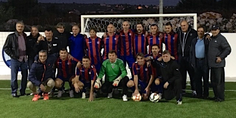 Veterani Hajduka gostovali u Primoštenu na otvaranju novog igrališta