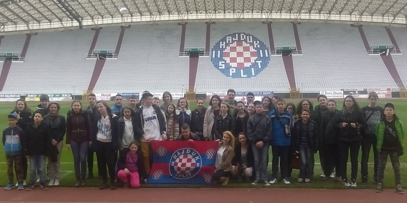 Mladi Hrvati iz Vojvodine na Poljudu