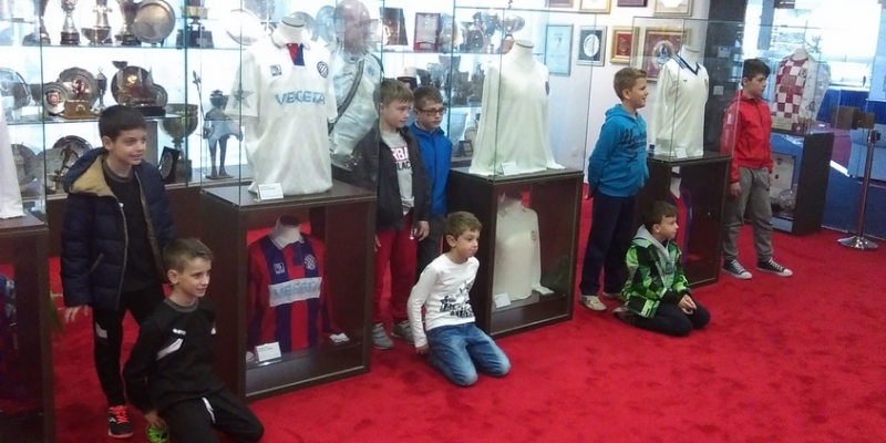 Sudionici turnira 'Prvi koraci' posjetili Poljud