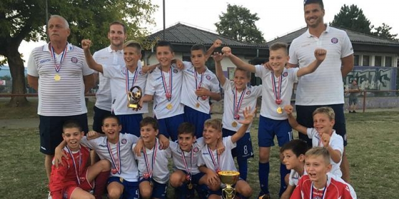 Hajdukovim početnicima (U - 11) prvo mjesto na turniru u zagrebačkoj Dubravi