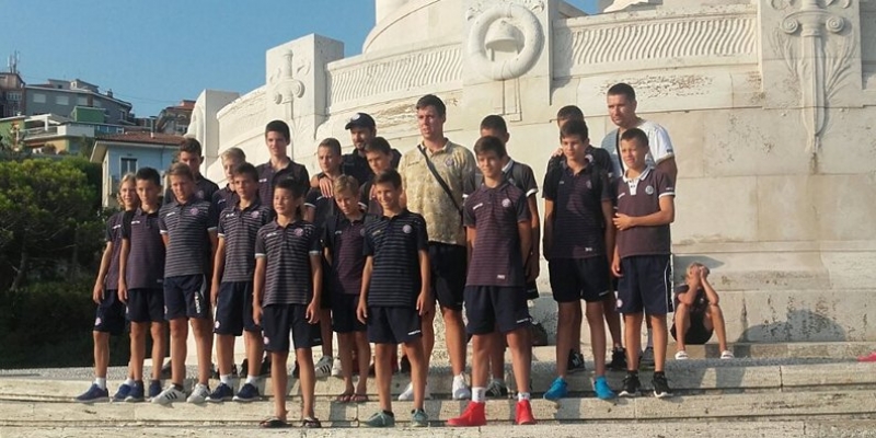 Međunarodni mini turnir igrača rođenih 2003.