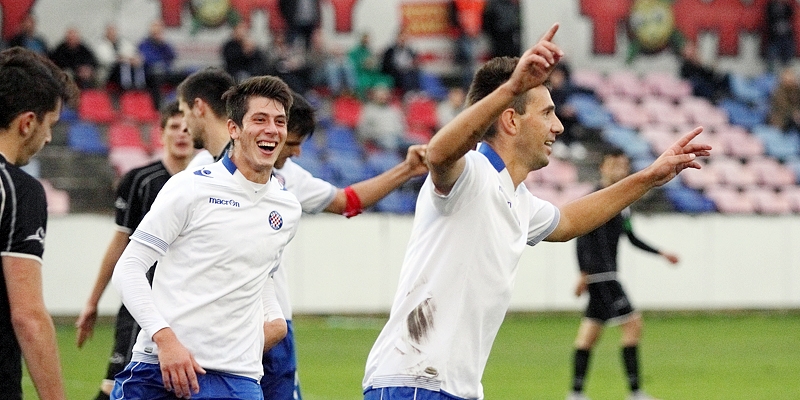 Sjajna predstava Hajduka II: Na Poljudu svladan Kamen