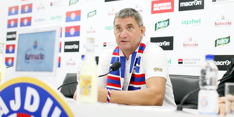 Coach Pusnik held post - match press conference