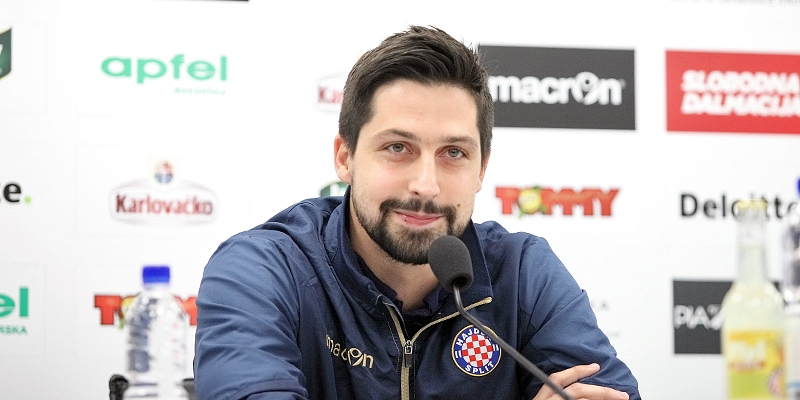 Coach Marko Lozo ahead of Slaven Belupo