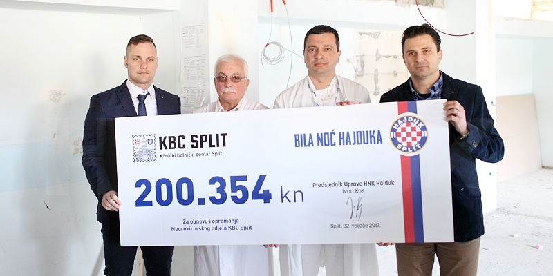 HNK Hajduk predao donacijski ček Odjelu neurokirurgije splitskog KBC-a