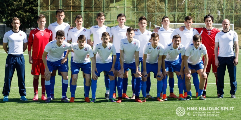 Kadeti II na Pagu, početnici II putuju u Prag