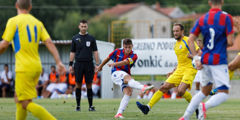 Hajduk II poražen na startu turnira u Zmijavcima