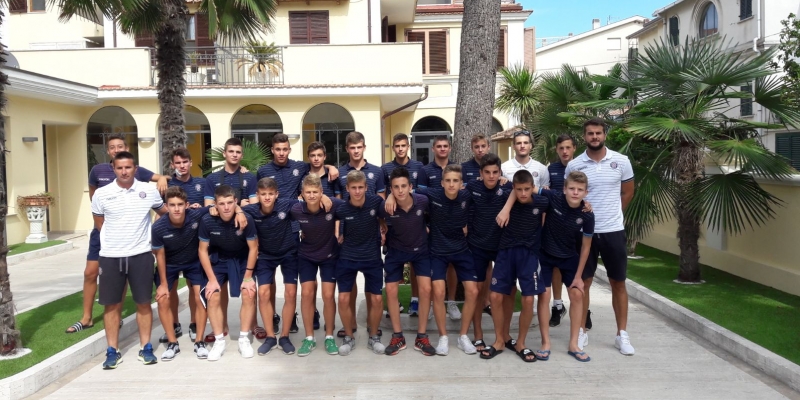 Kadeti II stigli do polufinala turnira u Pinetu