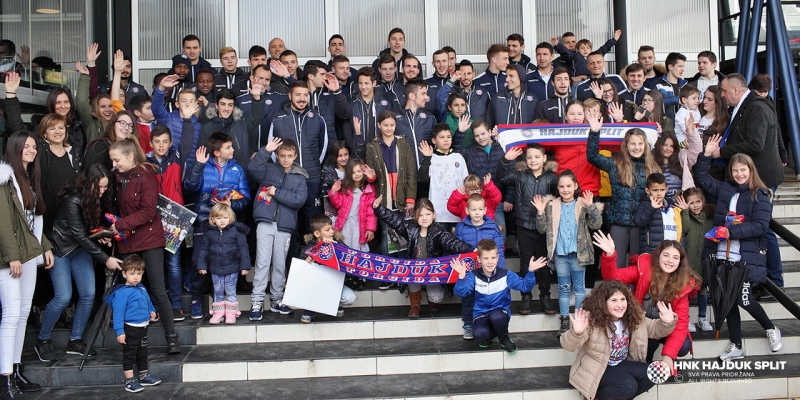 Players meet fans in Capljina