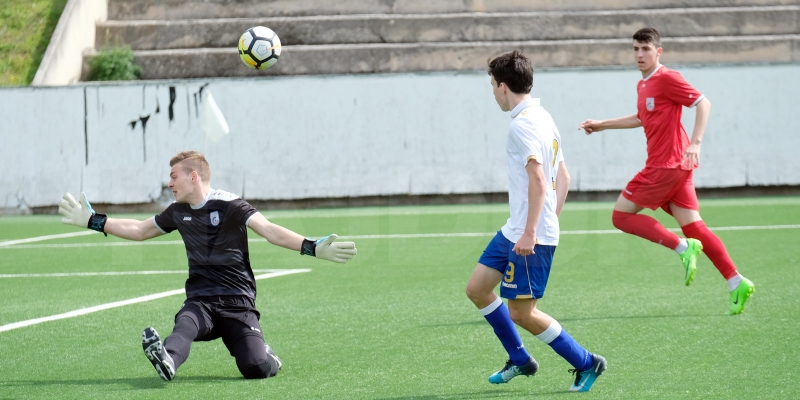 Pobjeda juniora protiv Sesveta