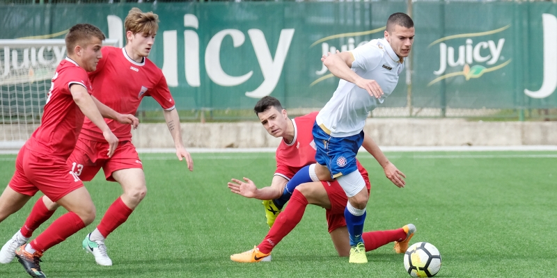 Juniorima pripala uzbudljiva završnica na gostovanju kod Slaven Belupa