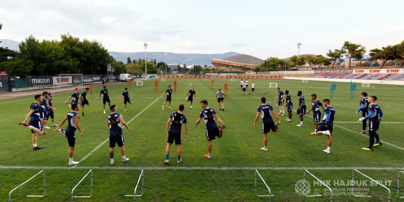 First training session on the new hybrid training pitch