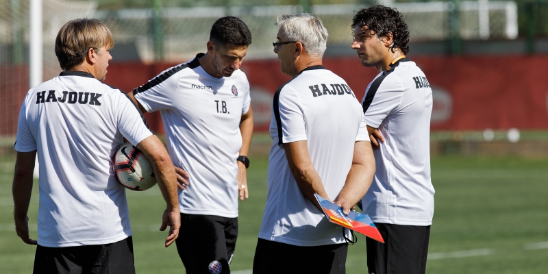 Zoran Vulić completed his coaching staff