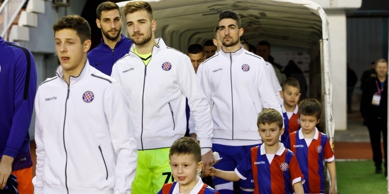 Posavec and Bradarić played for youth Croatia at EURO U-21