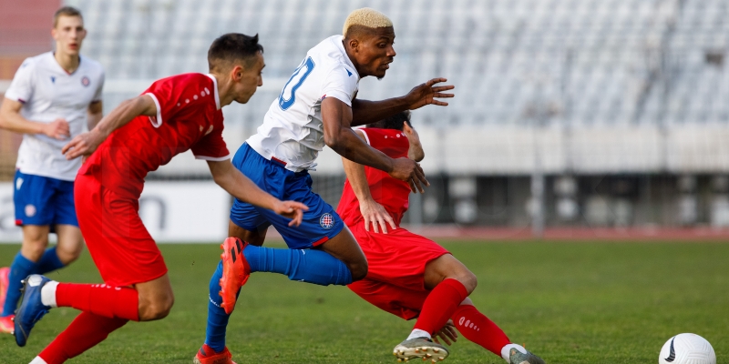 Chinedu odlazi u Tiranu, Lauš na posudbu u Posušje