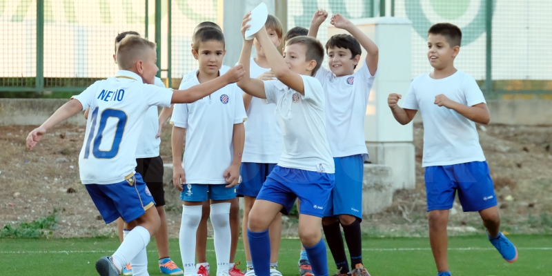 Otvorena škola HNK Hajduk se prebacuje s radom u NK Dalmatinac