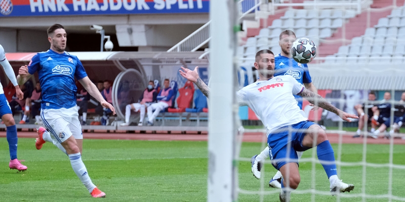 Odgođen derbi Hajduk - Dinamo