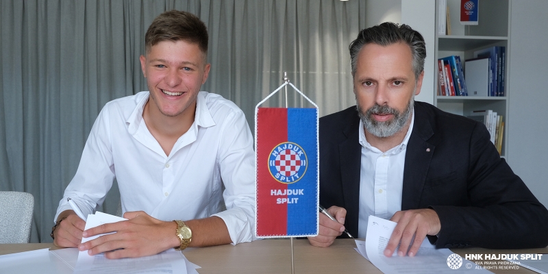 Ivan Krolo potpisao ugovor s Hajdukom do 2027. godine!