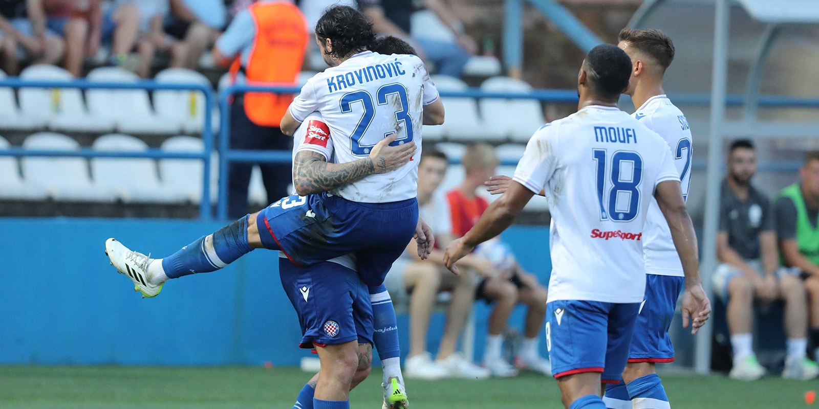 HNK Hajduk Split 2-0 NK Varaždin :: Zusammenfassungen :: Videos