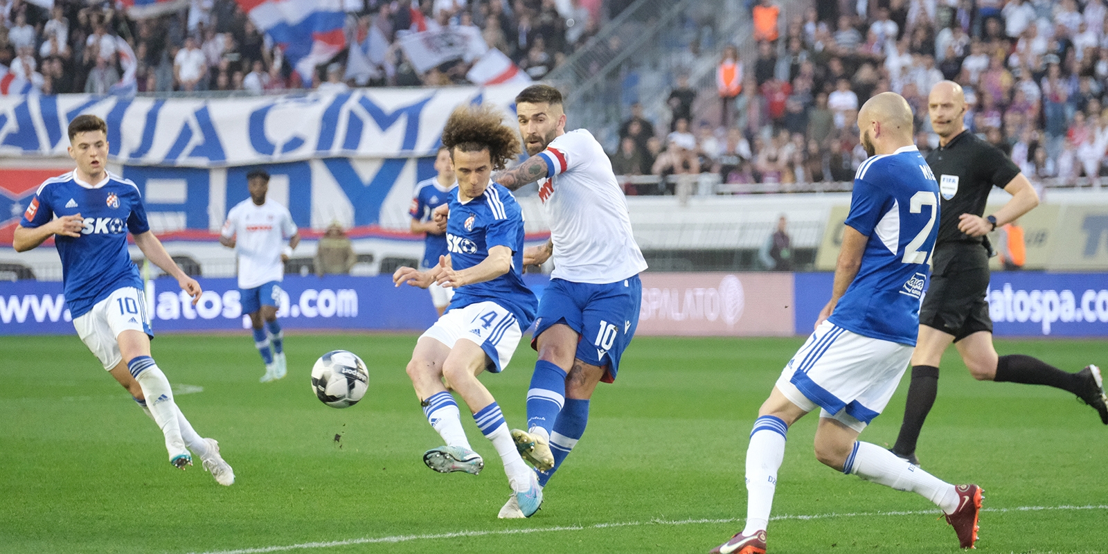 NOGOMET UŽIVO: Hajduk i Dinamo igraju susret 10. kola HNL-a na Poljudu u  nedjelju, 1. listopada 2023. godine - gdje gledati prijenos?