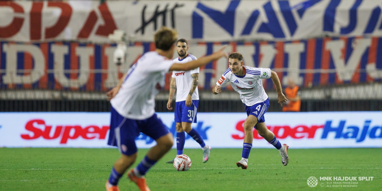 Hajduk danas od 17.45 sati igra protiv Osijeka na Poljudu!