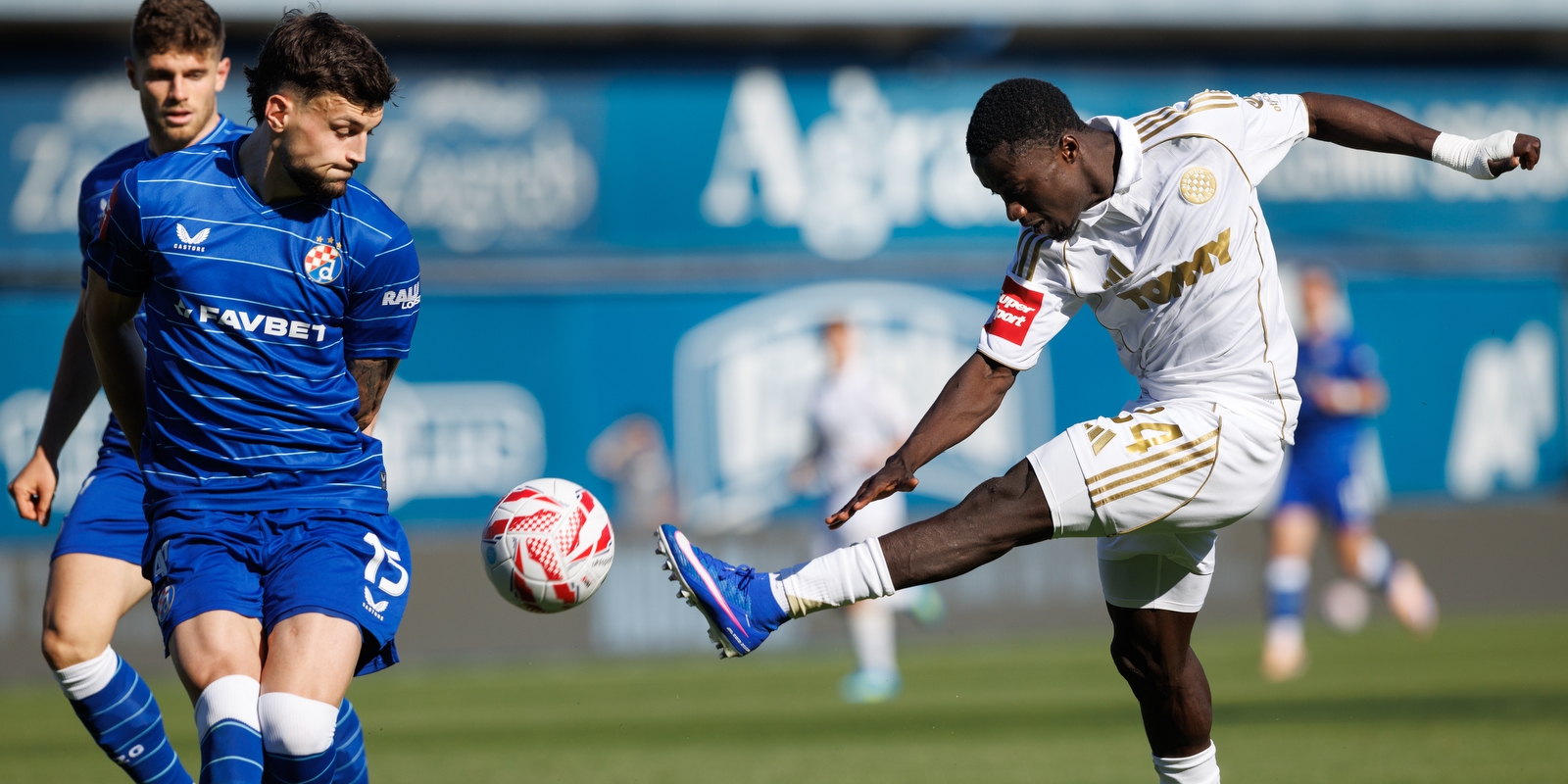 Zagreb: Dinamo (Z) - Hajduk 2:0